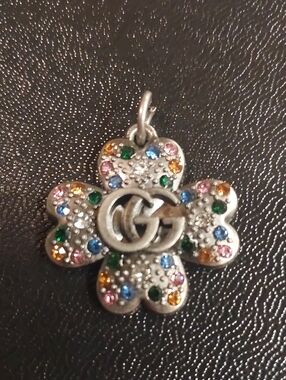 GG Silver Four-Leaf Clover Charm Pendant with Multicolor Crystals